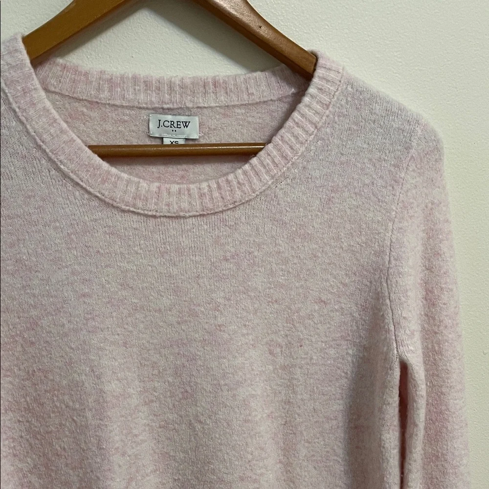 J. Crew Women's Sweater XS Crew Neck Light Pink Bubblegum Cozy Chic Stretchy